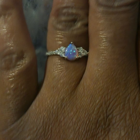 100% Sterling Silver Opal Ring Sz 7 - Picture 4 of 4